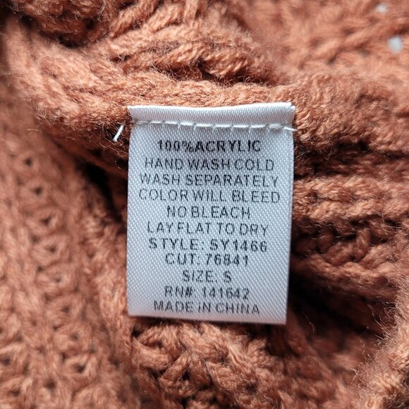 SHE + SKY Sweater Vest Rust Sleeveless Cable Knit Womens Size Small - Picture 6 of 8